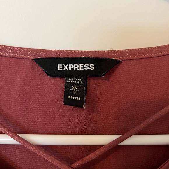 Express Metallic Rose Blouse - Picture 2 of 4